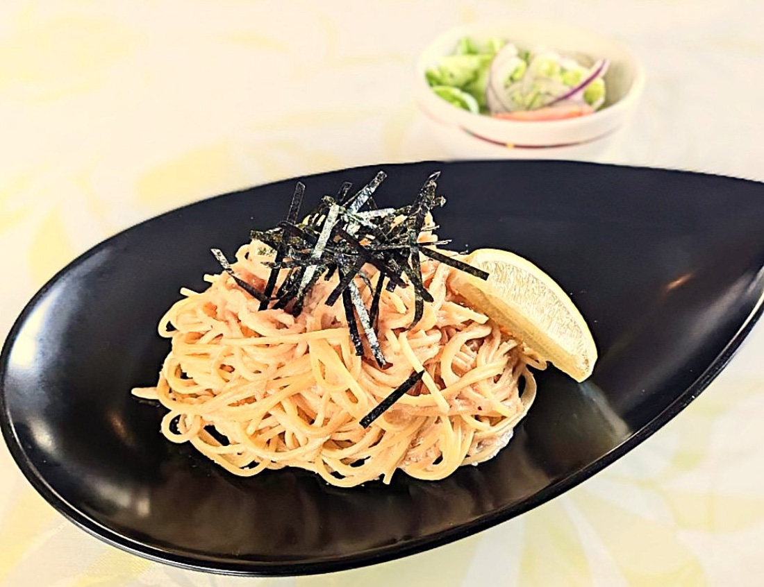 明太子クリームパスタ サラダ付